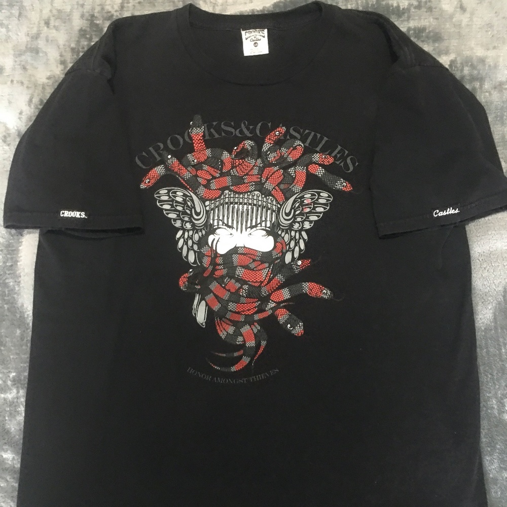 Crooks and Castles "Coral Snake" Medusa T-Shirt Large